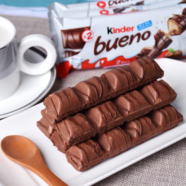 2 Milk Hazelnut Chocolate Biscuit Snack