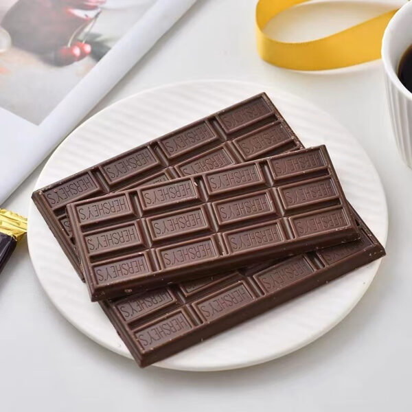 4 Milk Chocolate Almond Cookie Bar